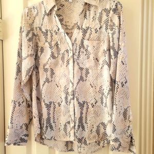 Express Portofino, Snake skin pattern, button up, Blouse sz XS/TP